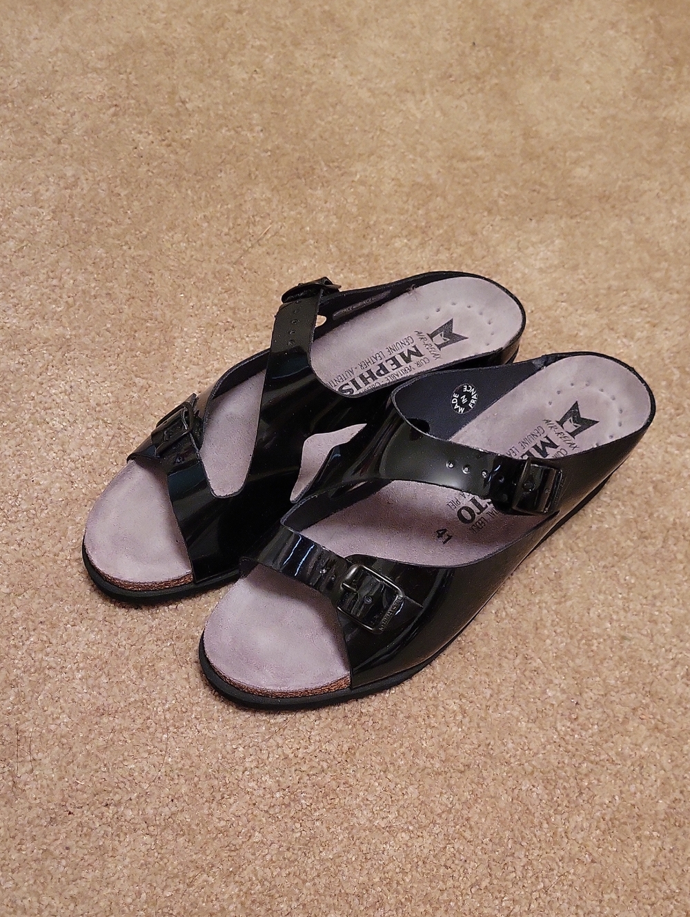 Mephisto Women's Black Patent Two-Buckle Slide Sandals. NWOT. US Size 11.
